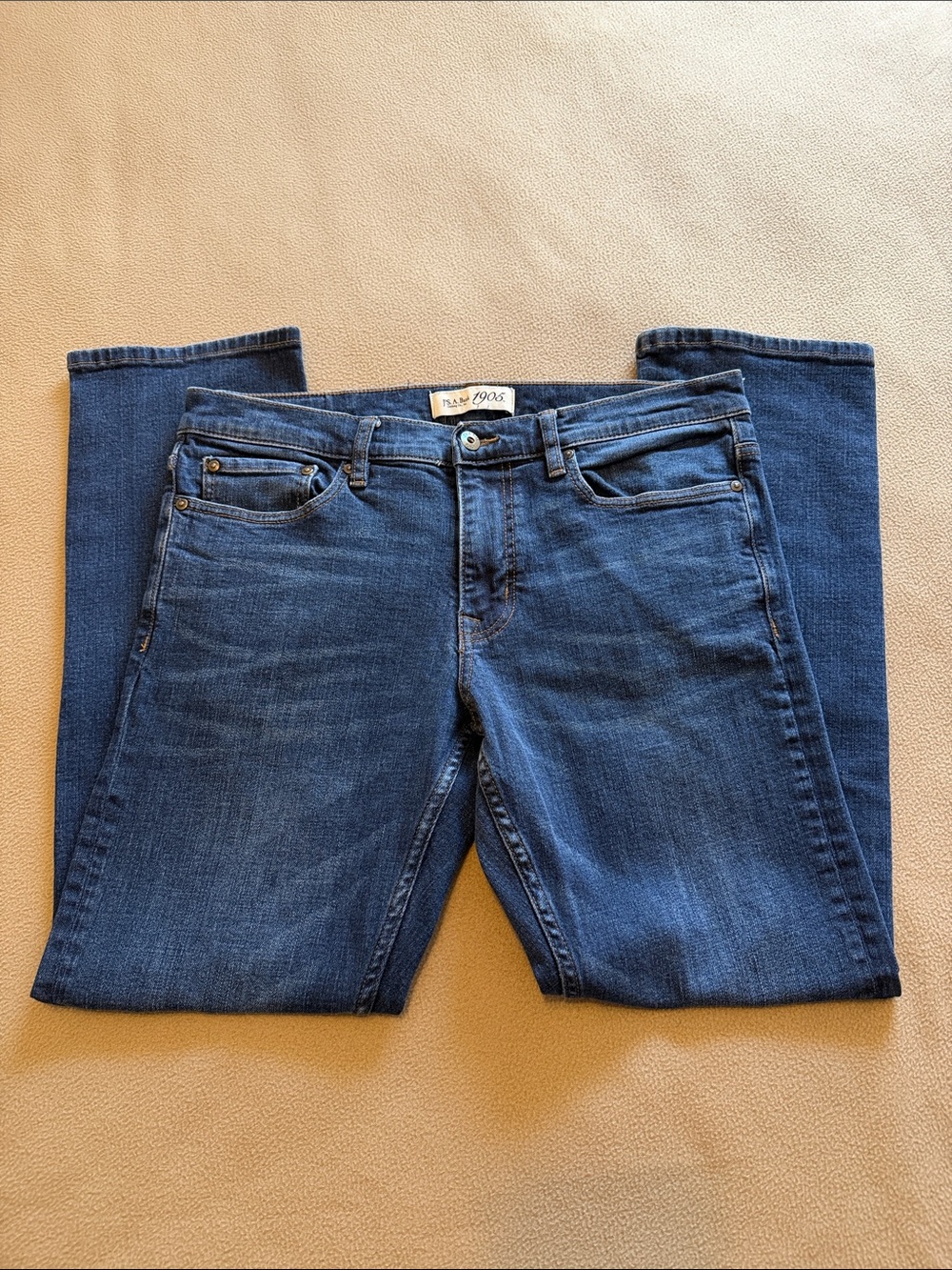 Jos A Bank 1905 Jeans. Men's 32x30.